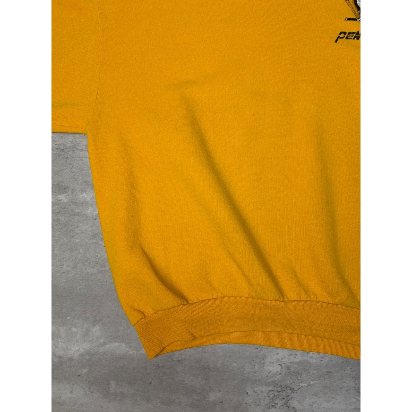 VTG 90s Pittsburgh Penguins NHL Embroidered Logo Mock Neck Sweatshirt Size XL