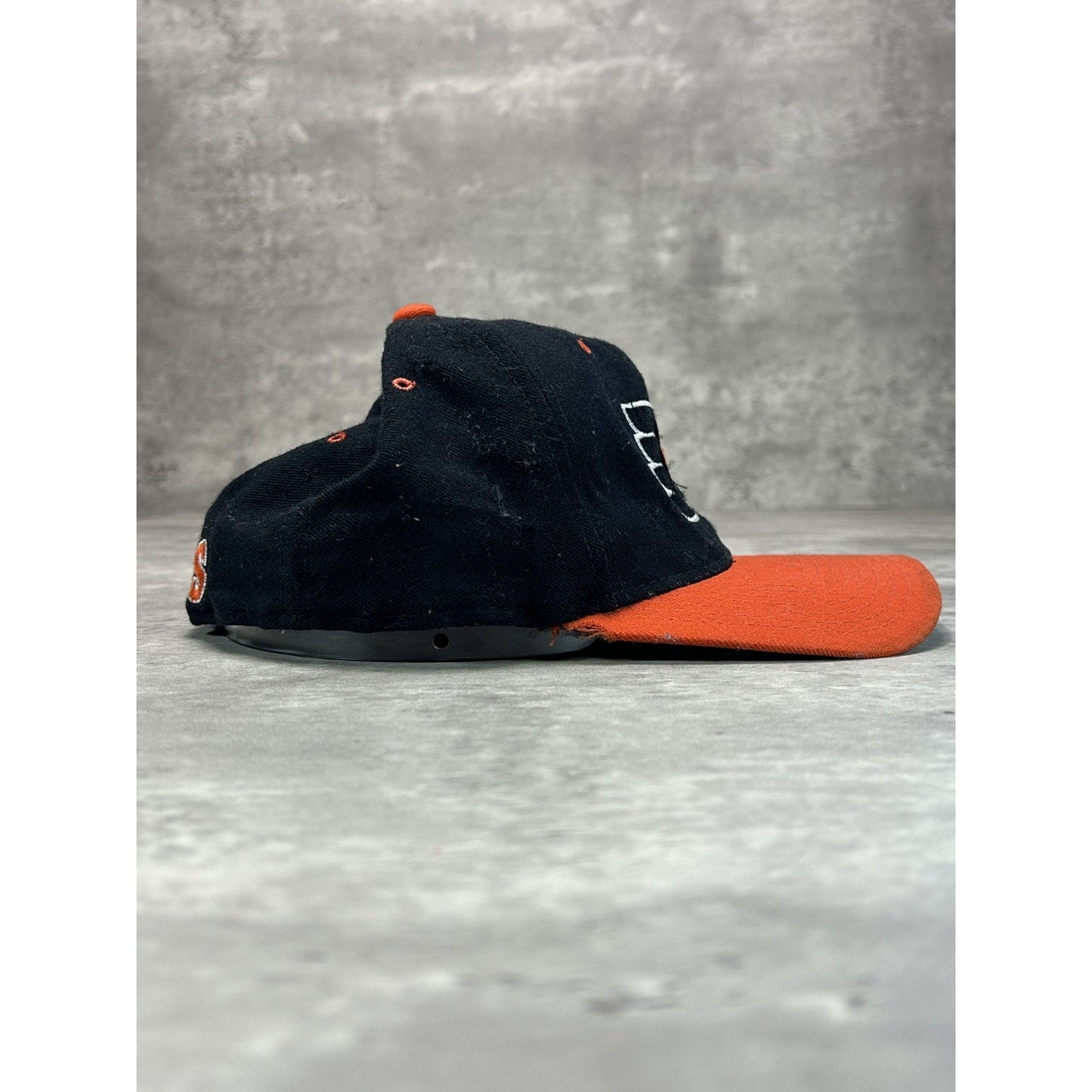 Vintage 90s Philadelphia Flyers NHL Embroidered Logo Hockey Fitted Hat Size 7
