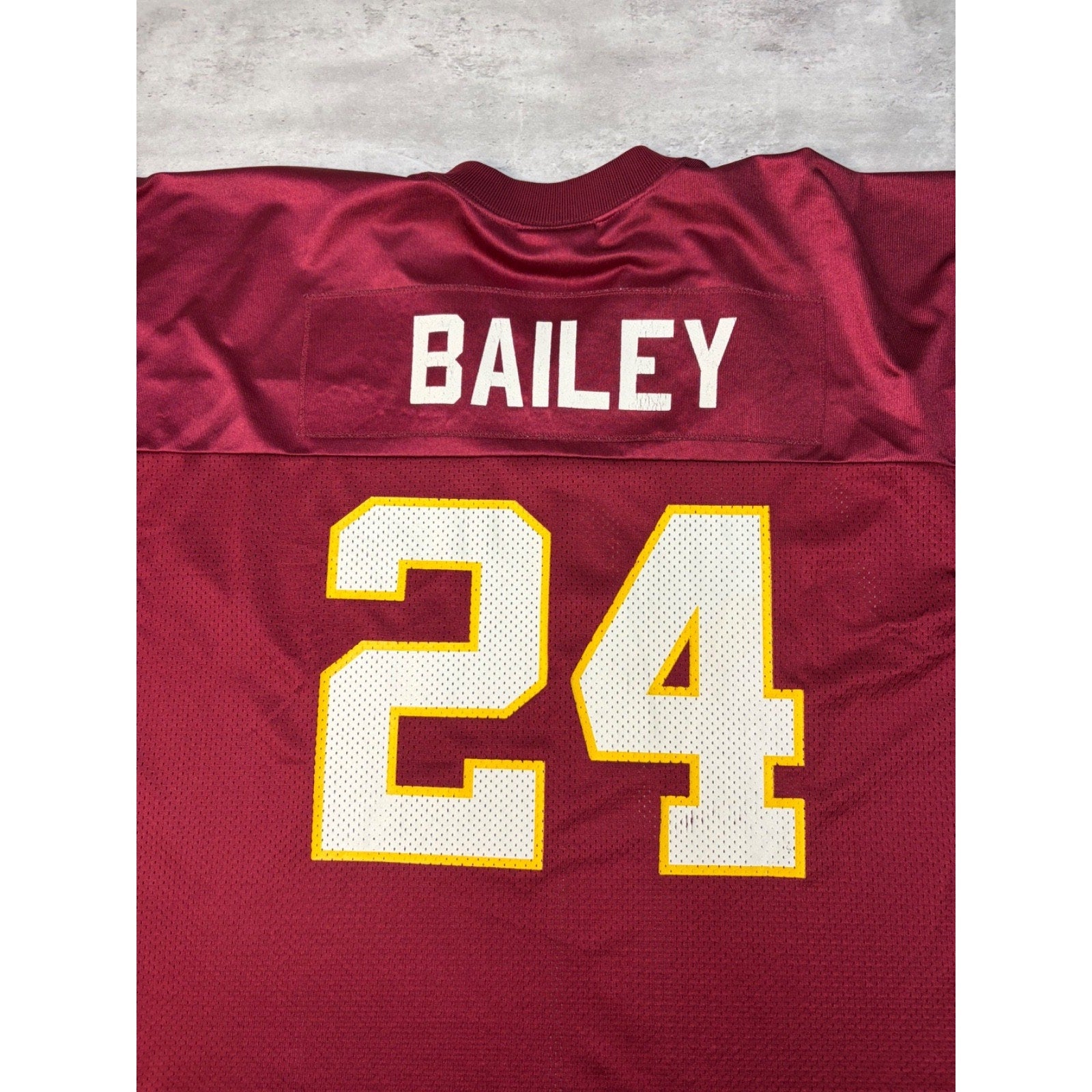 Vintage Champ Bailey #24 Washington Redskins NFL Puma Football Jersey Size XL