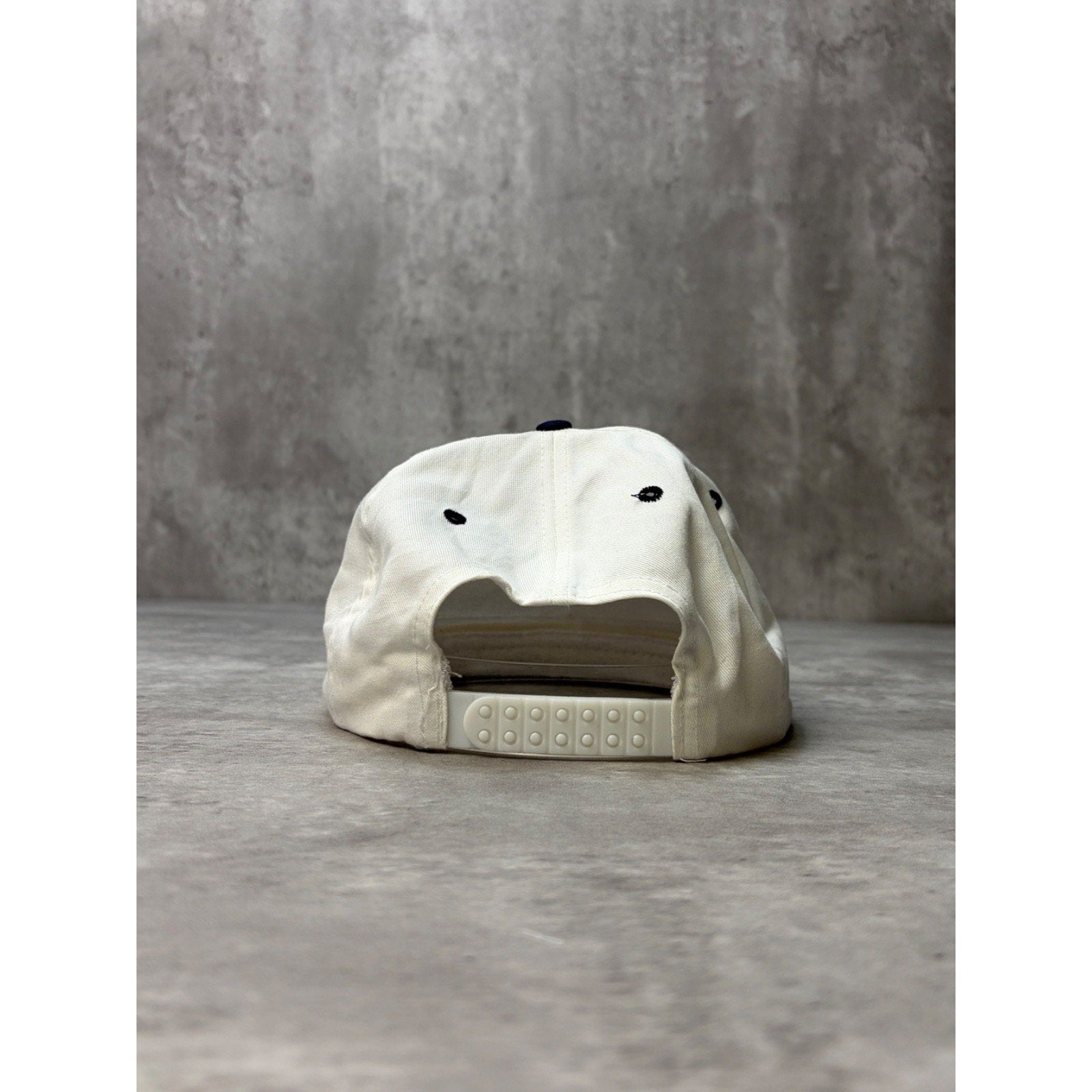 Vintage 90s Two Tone Blank Snapback Hat OSFA
