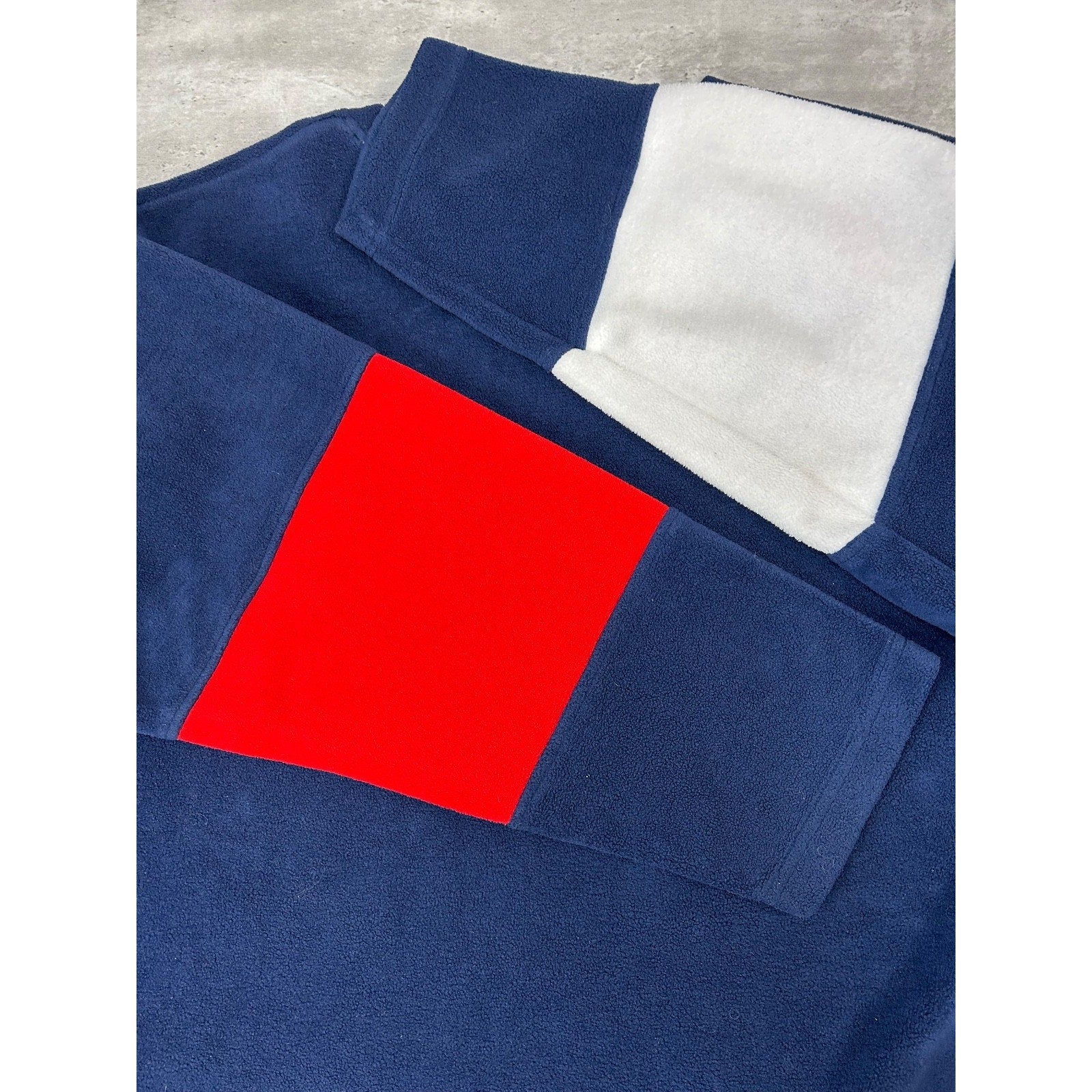 Vintage Tommy Jeans Embroidered Logo Pullover Fleece Sweatshirt Size 2XL
