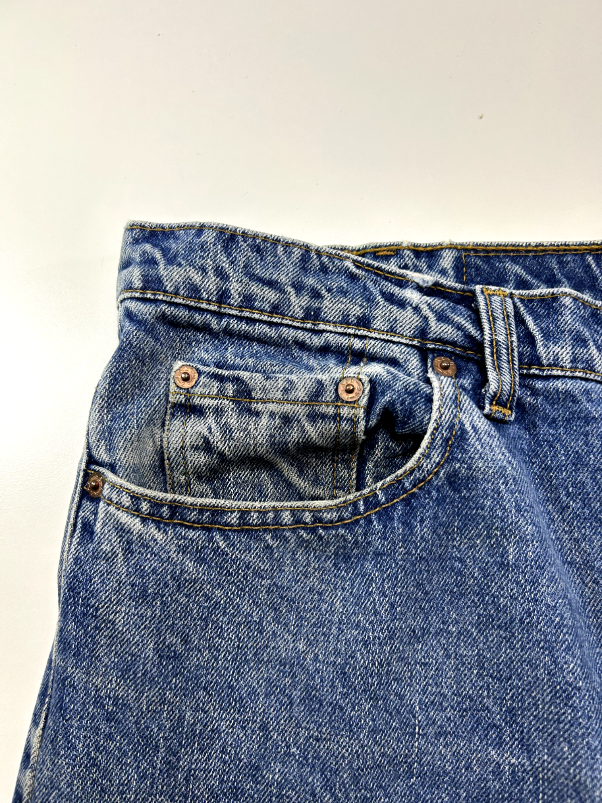 Vintage 90s Levis 550 Red Tab Relaxed Fit Tapered Leg Denim Pants Size 38