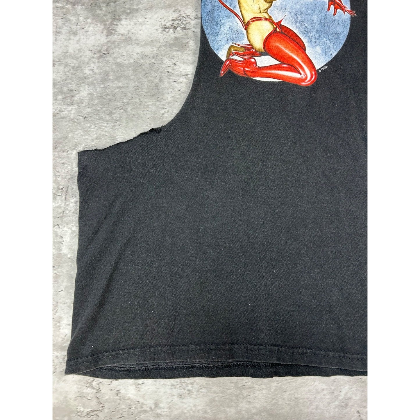 Vintage 90s Bettie Page Devil Girl Graphic Sleeveless Cut Off T-Shirt Sz Medium
