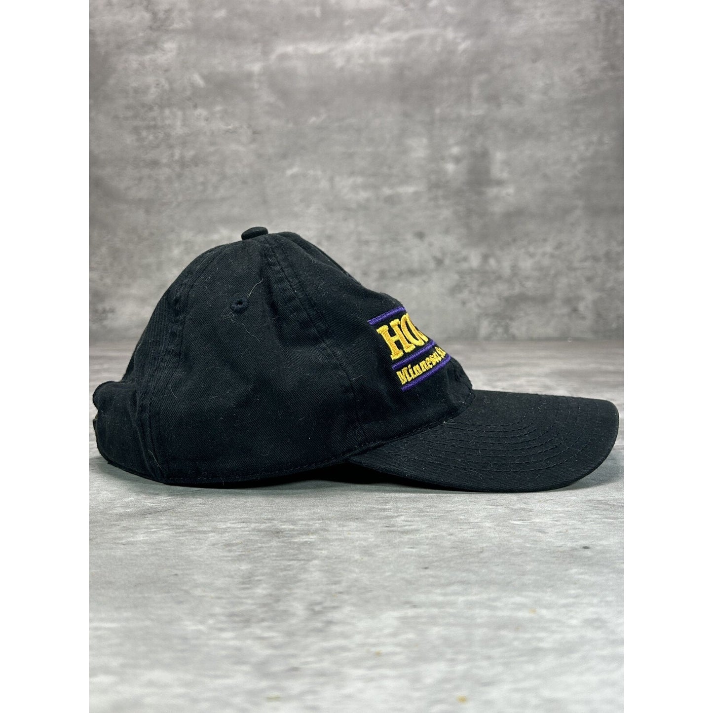Vintage Minnesota State Hockey NCAA Embroidered Spellout Snapback Hat OSFA