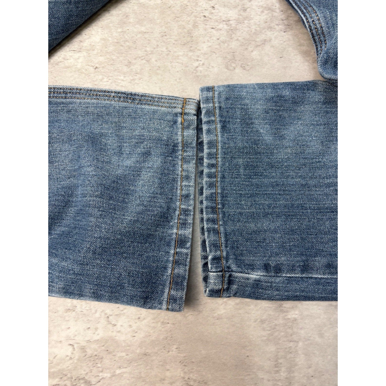 Vintage Carhartt Straight Traditional Fit Dark Wash Denim Pants Size 34