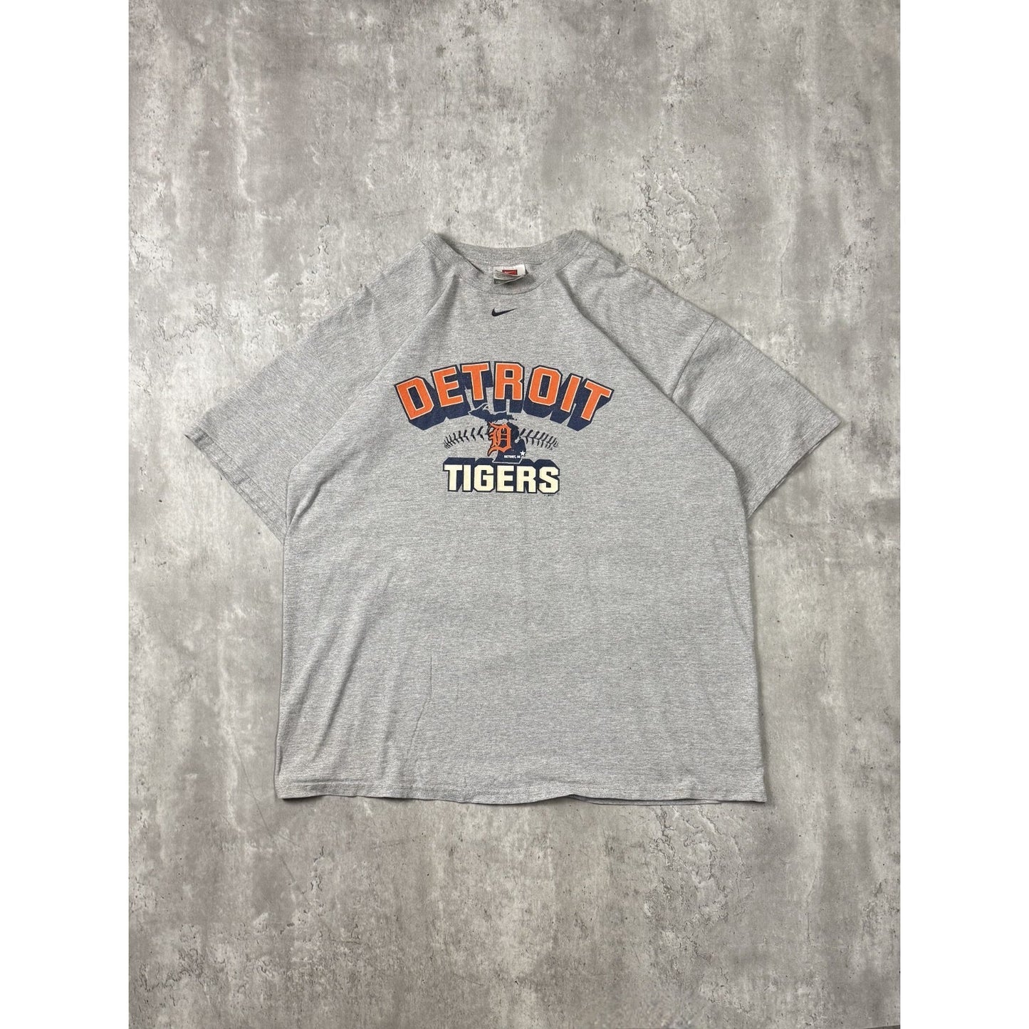 Vintage Detroit Tigers MLB Nike Middle Swoosh Spellout T-Shirt Size XL
