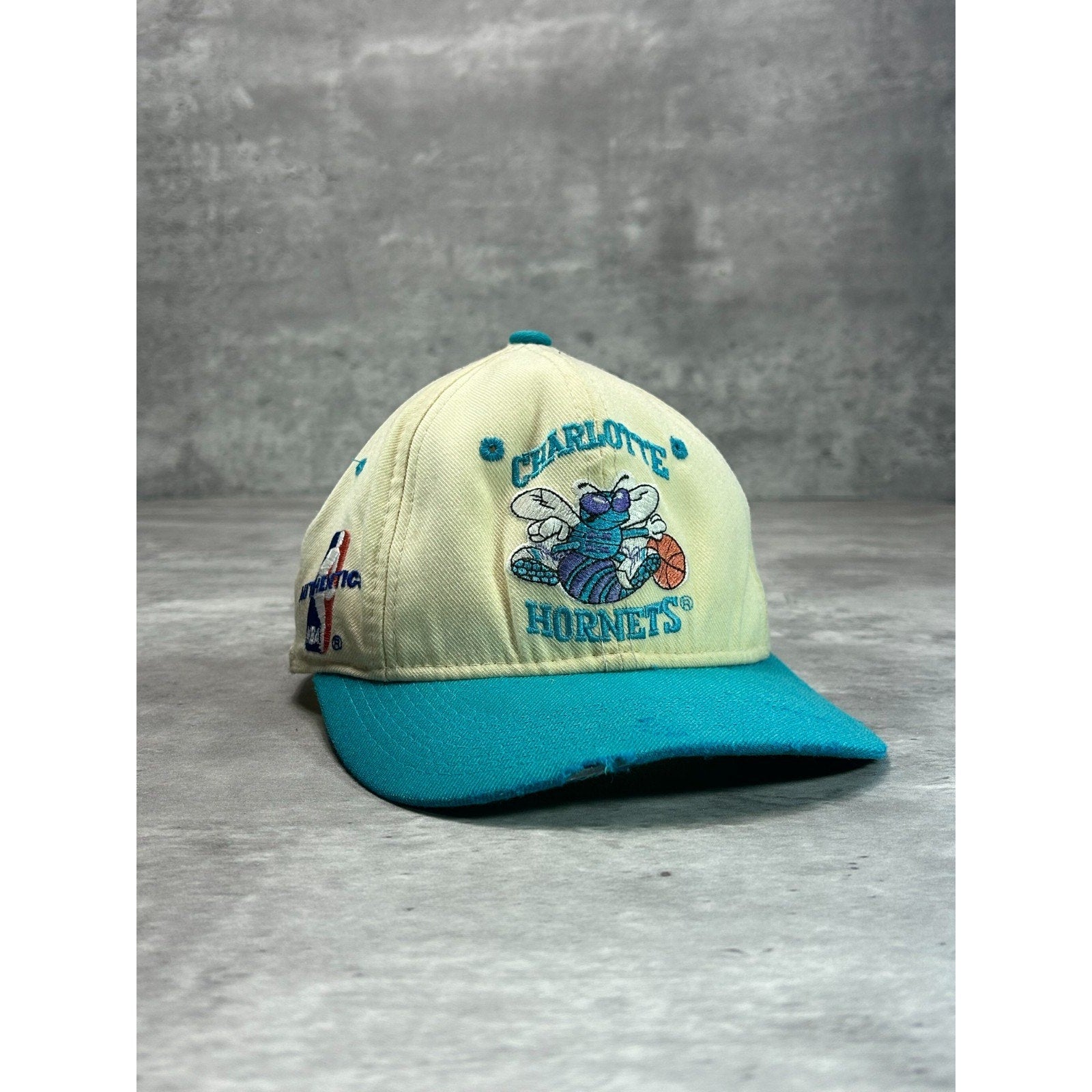Vintage 90s Charlotte Hornets NBA Sports Specialties Back Script Fitted Hat Sz 7