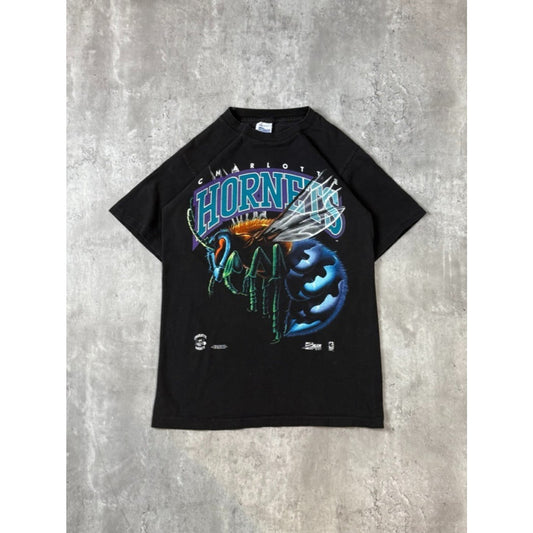 Vintage 90s Charlotte Hornets NBA Realistic Graphic Basketball T-Shirt Sz Small
