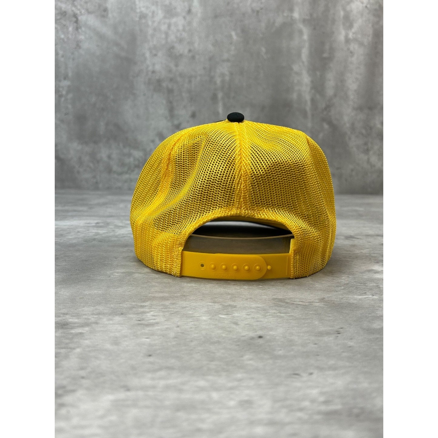 Vintage 80s/90s Walleye Embroidered Patch Fishing Trucker Snapback Hat OSFA