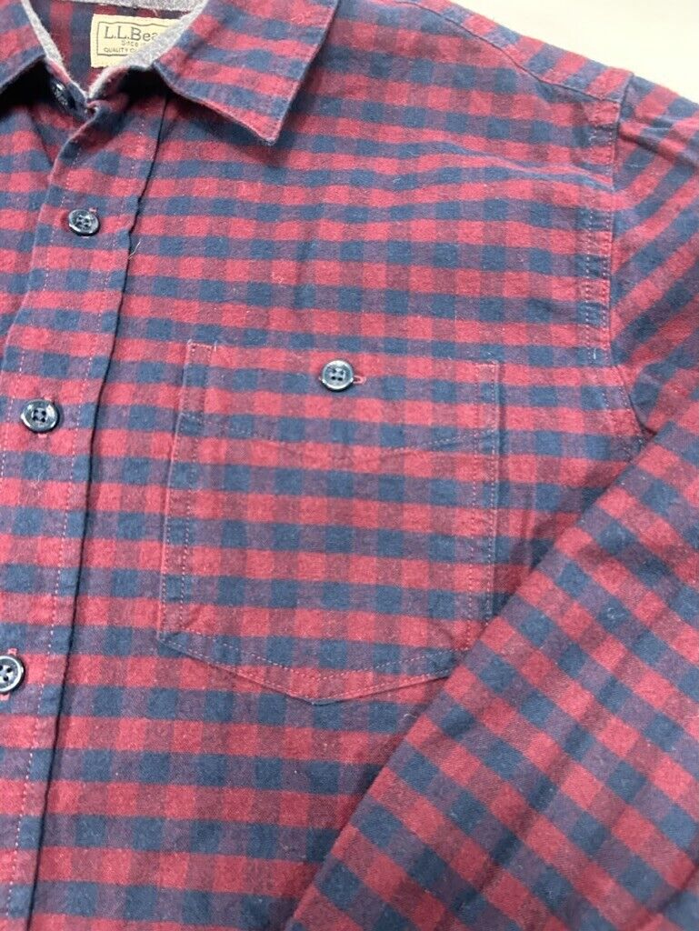 L.L. Bean Single Pocket Plaid Long Sleeve Button Up Shirt Size Medium