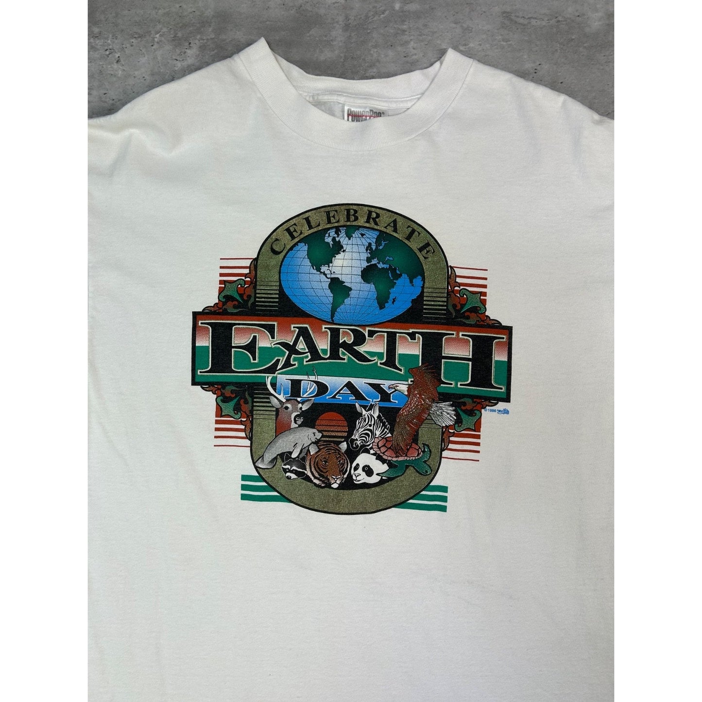 Vintage 1996 Earth Day Nature Animal Graphic T-Shirt Size XL White