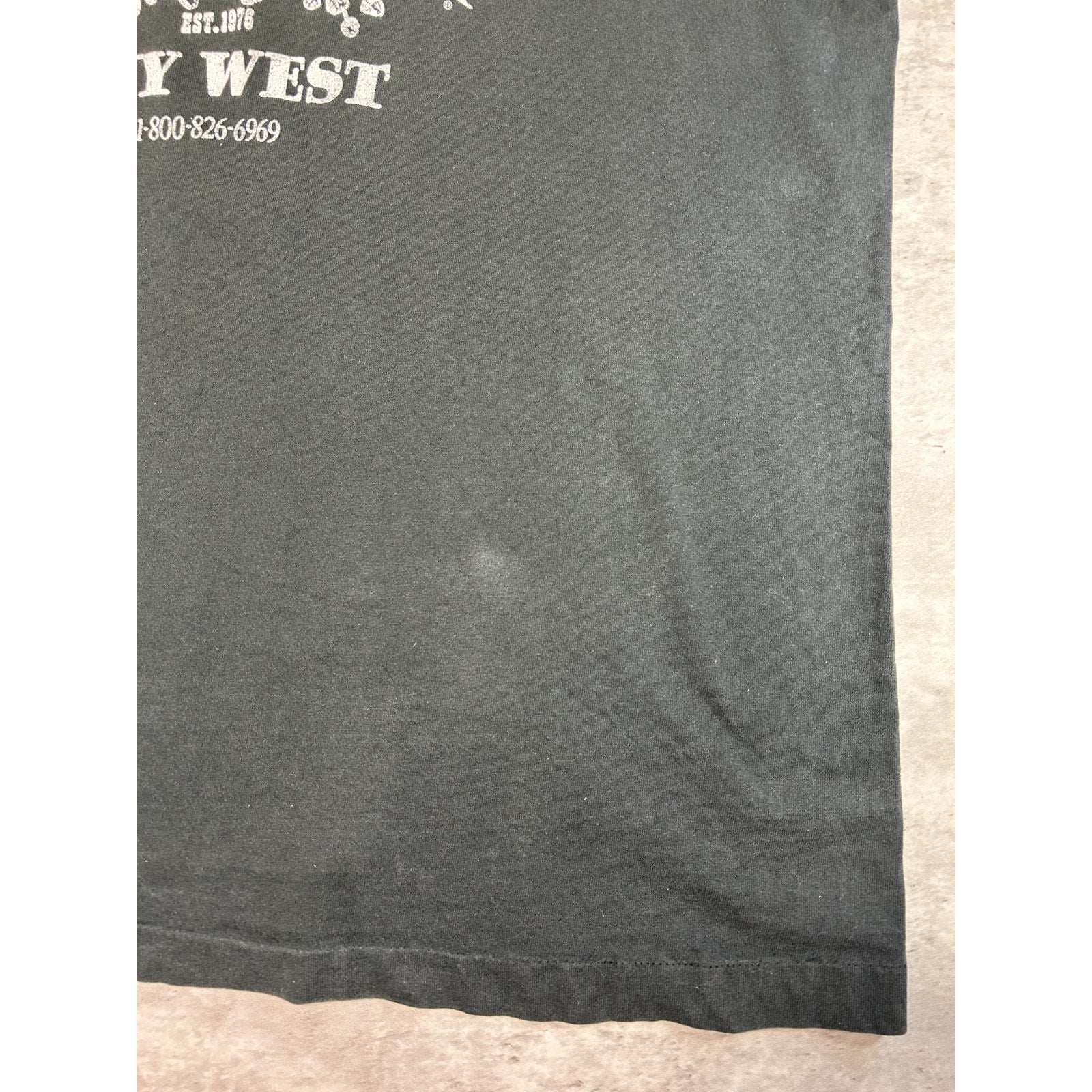Vintage 90s Hogs Breath Saloon Graphic Spellout Destination T-Shirt Size XL