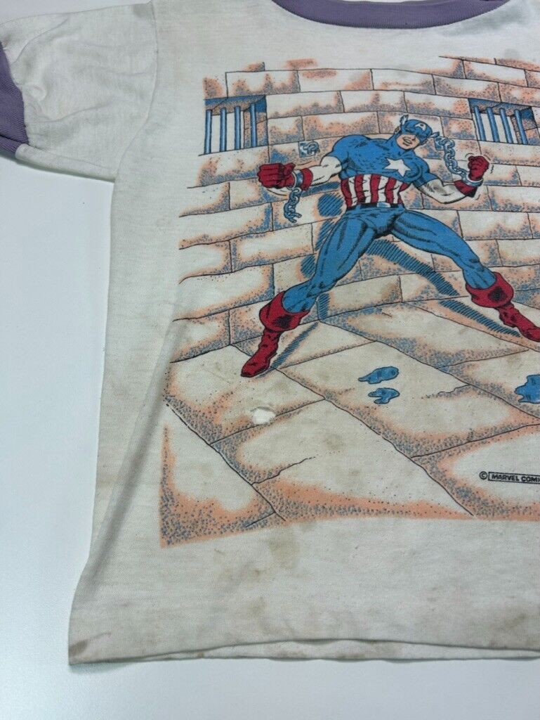 Vintage 1977 Captain America Marvel Super Hero Graphic Ringer T-Shirt Size XS