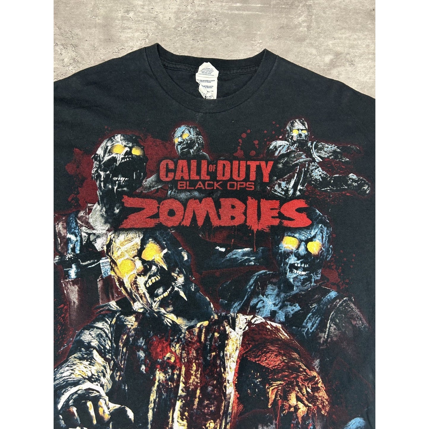 Call Of Duty Black Ops Zombies Big Graphic Video Game Promo T-Shirt Size XL