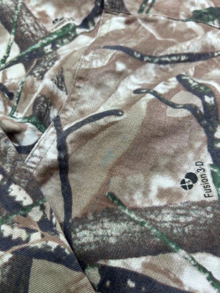 Outfitters Ridge Fusion 3D Tree Camo Button Up Shirt Size Medium