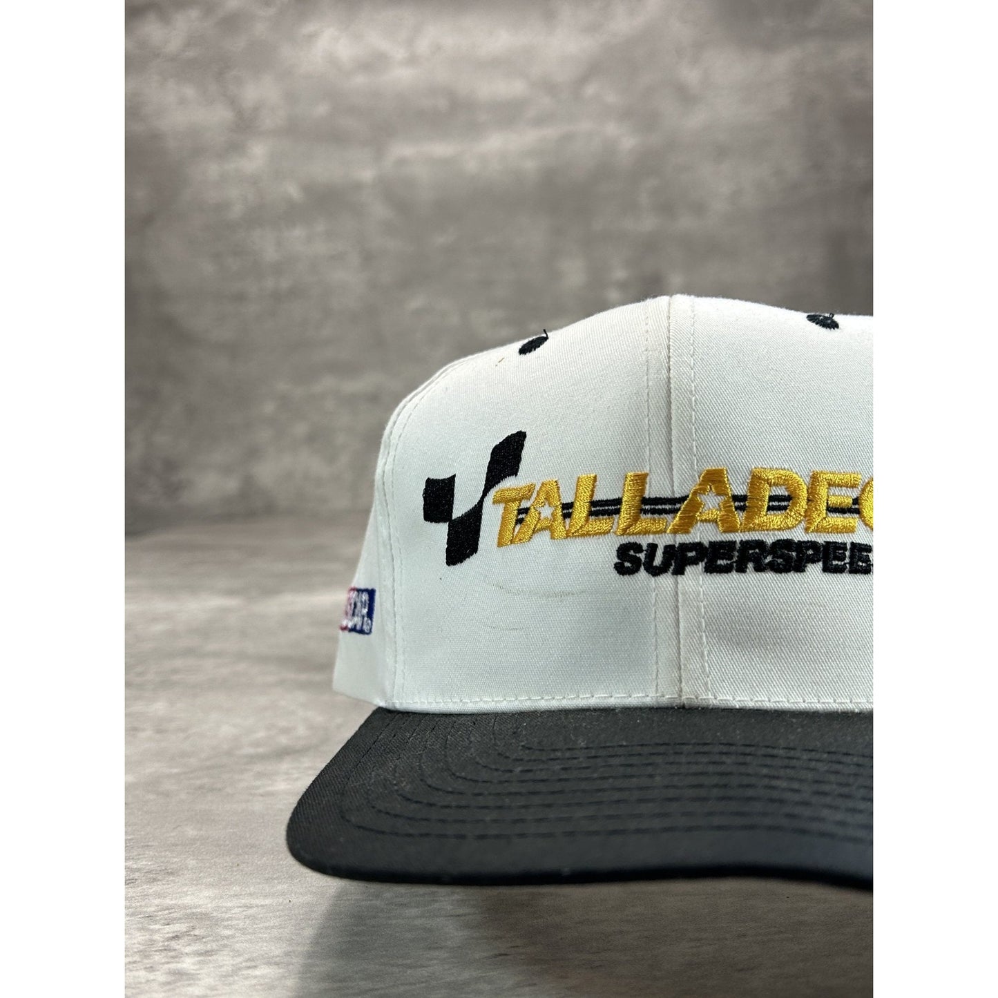 Vintage 90s Talladega Superspeedway Embroidered Spellout Snapback Hat OSFA