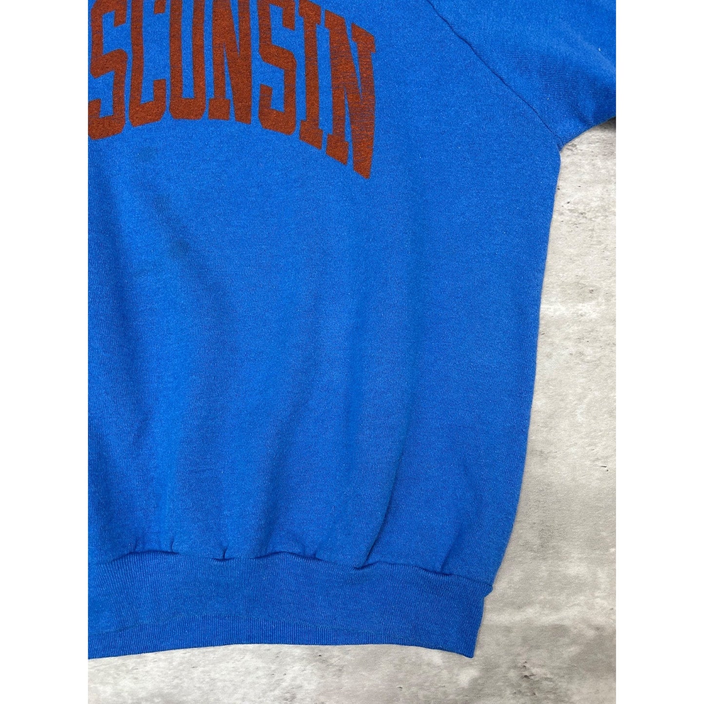 Vintage 80s/90s Wisconsin Badgers NCAA Arc Spellout Sweatshirt Size Large