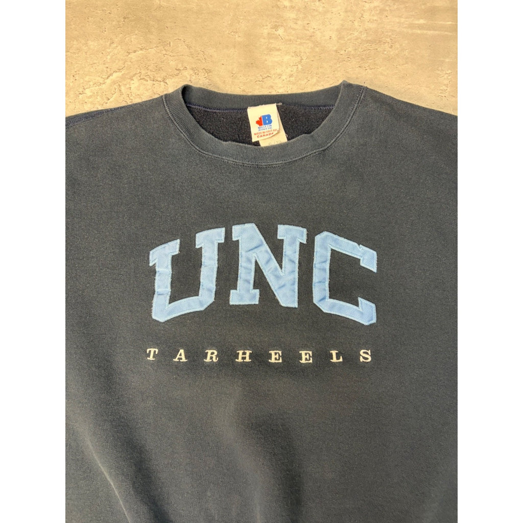 Vintage 90s UNC Tarheels NCAA Embroidered Collegiate Spellout Sweatshirt Size XL