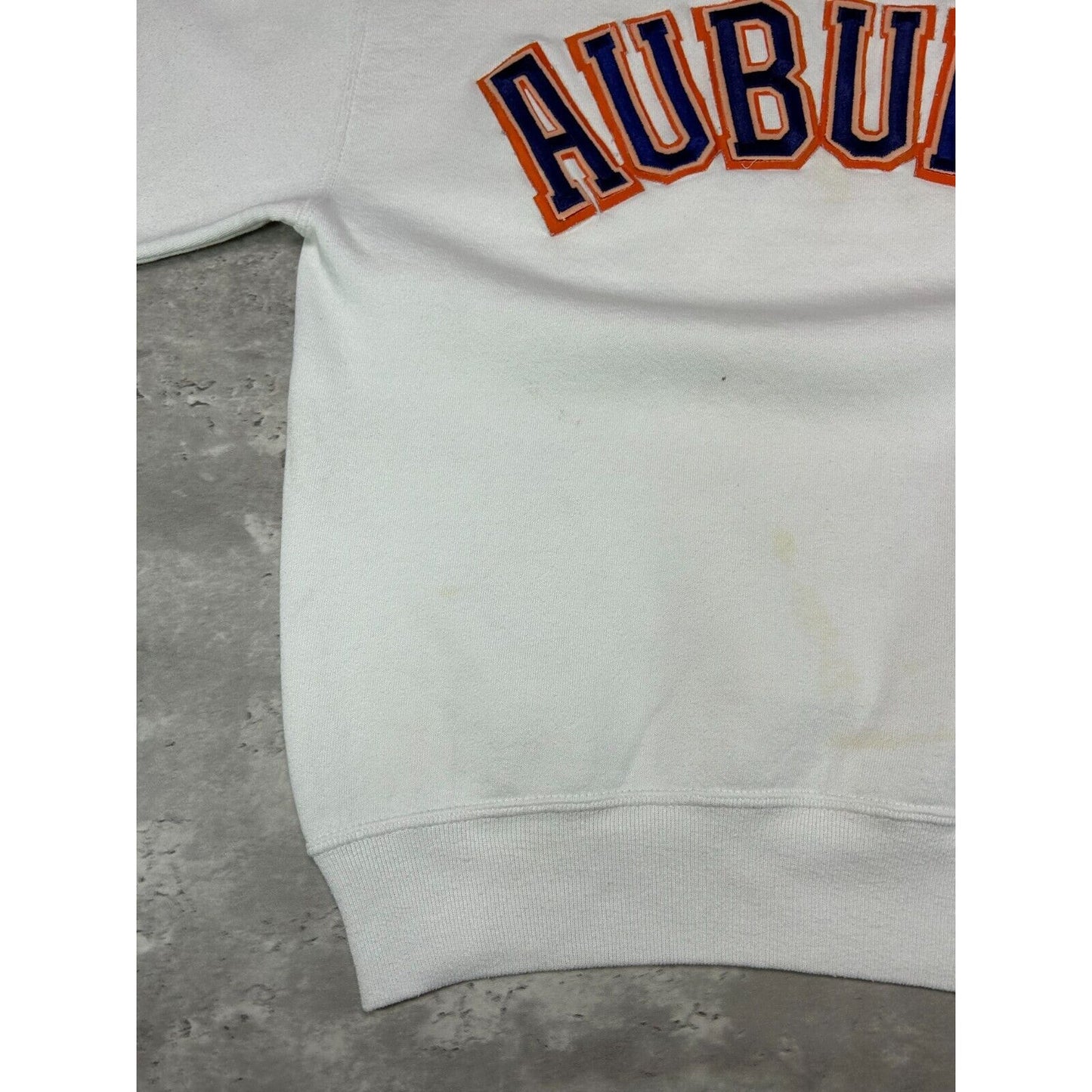 Vintage 90s Auburn Tigers NCAA Embroidered Russell Sweatshirt Size Large