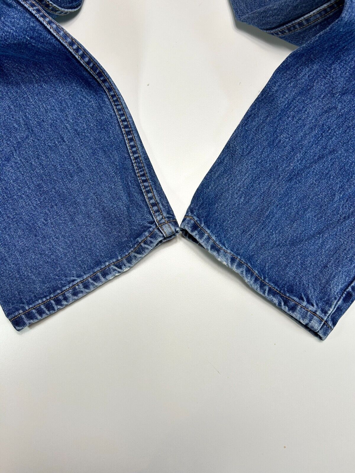 Vintage Levis 560 Red Tab Dark Wash Denim Pants Size 32W Blue