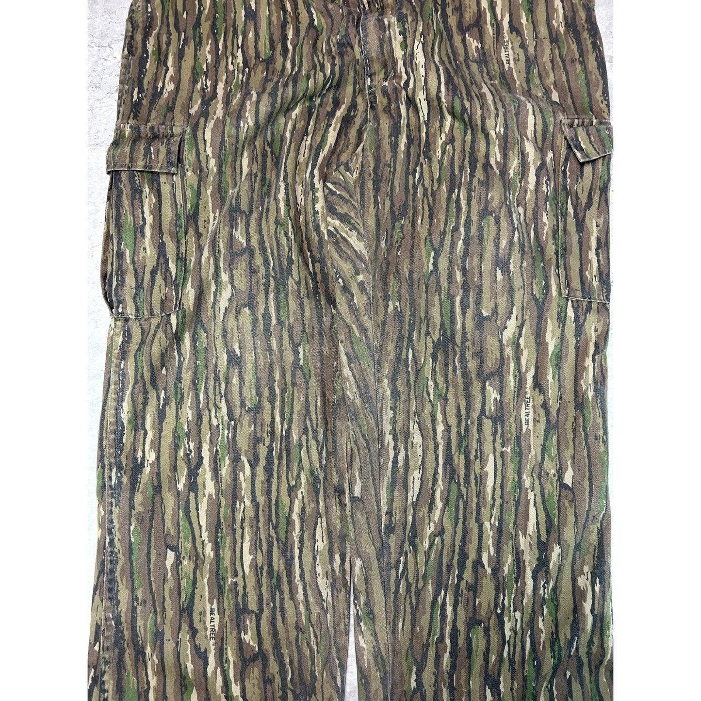 Vintage 90s Realtree Camo Utility Cargo Hunting Pants Size 38