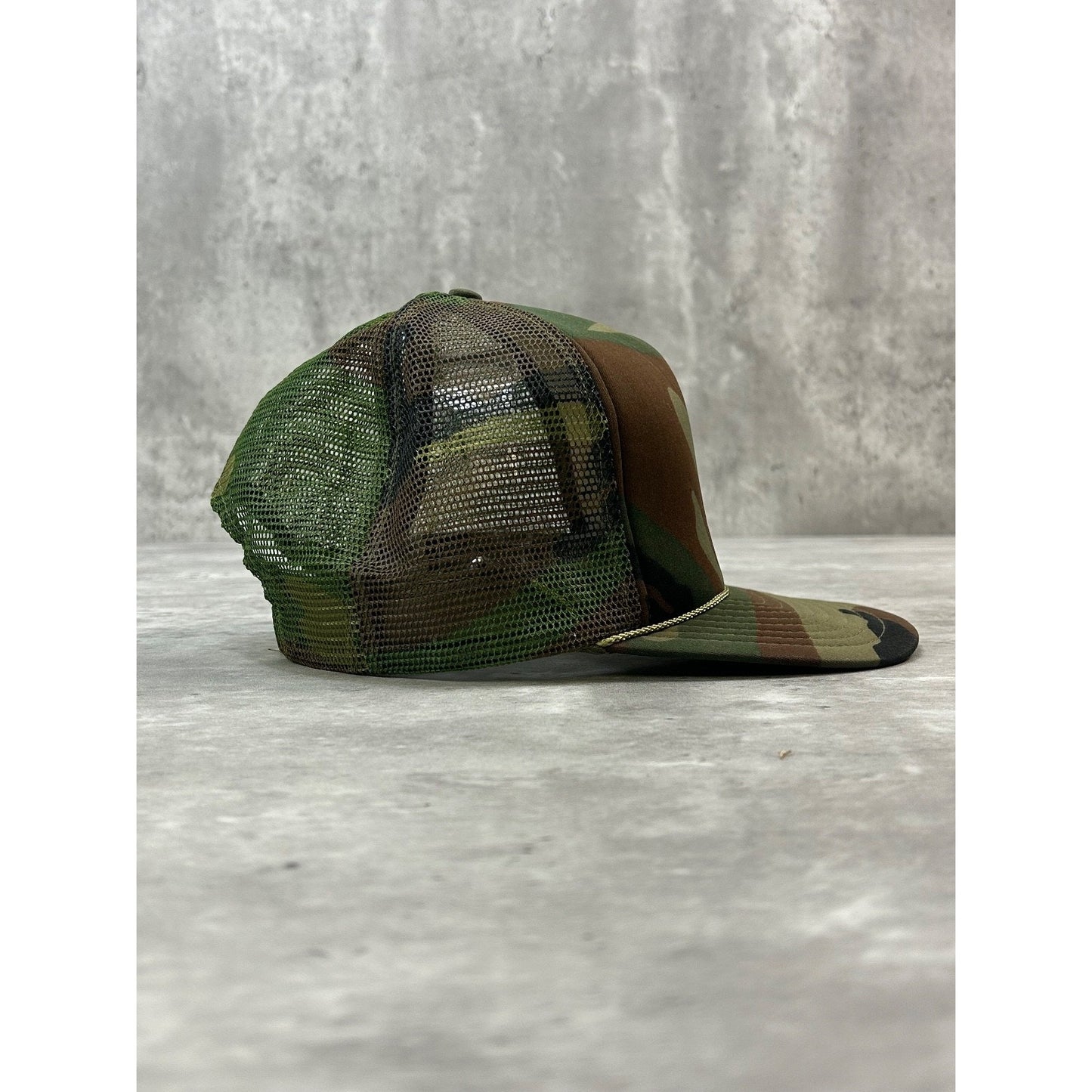 Vintage 80s/90s Woodland Camo Hunting Trucker Snapback Hat OSFA