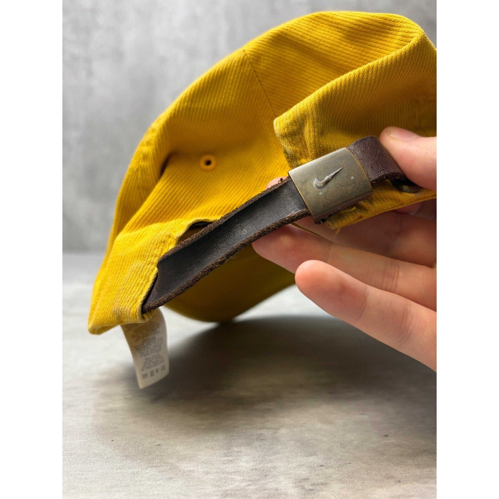Vintage Nike Spellout Swoosh Star Logo Yellow Strapback Hat OSFA