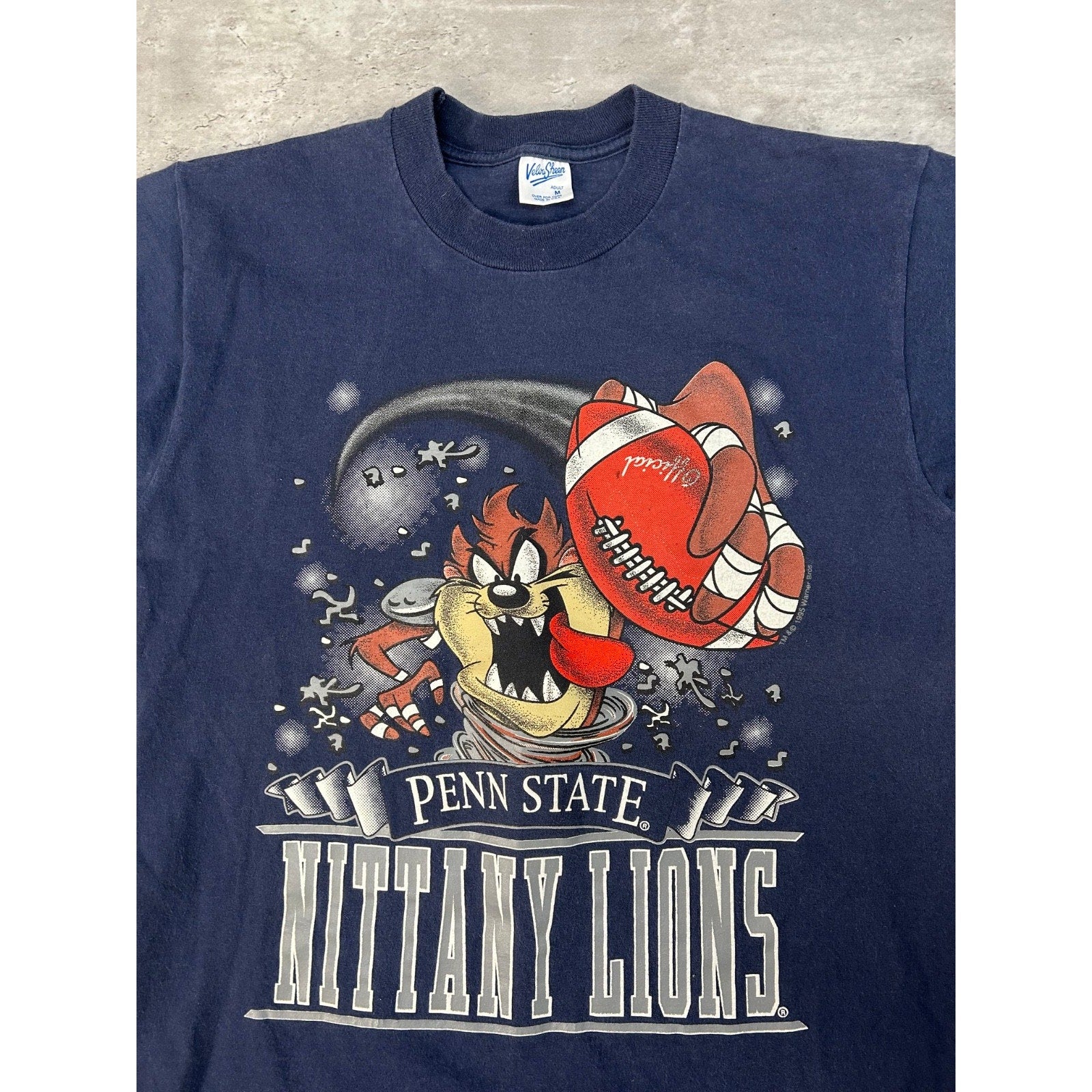 Vintage 1995 Penn State Nittany Lions NCAA Looney Tunes Taz T-Shirt Size Medium