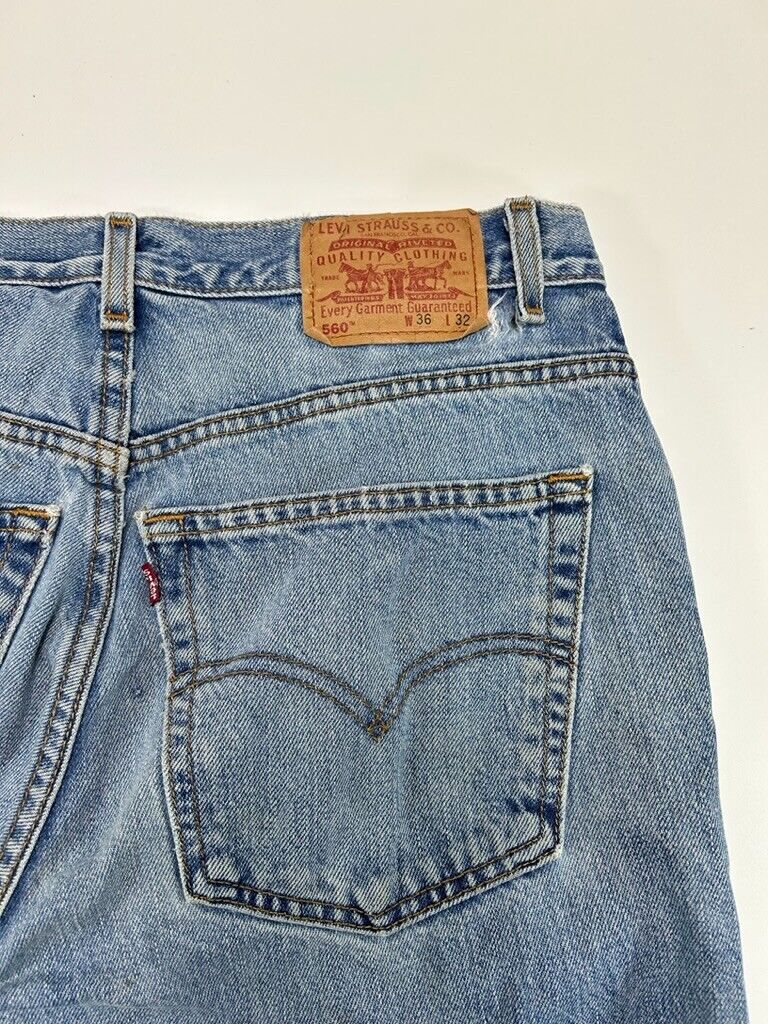 Vintage 90s Levis 560 Loose Fit Light Wash Denim Pants Size 34