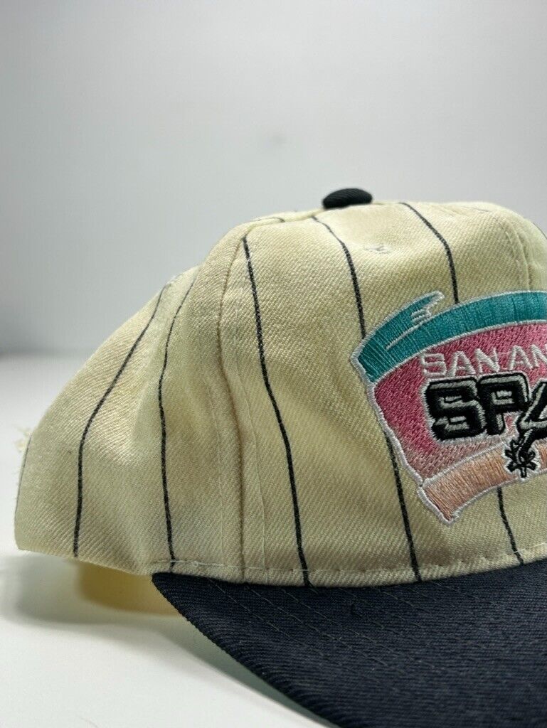 Vintage San Antonio Spurs Embroidered Pinstripes Starter Snapback Hat OSFA