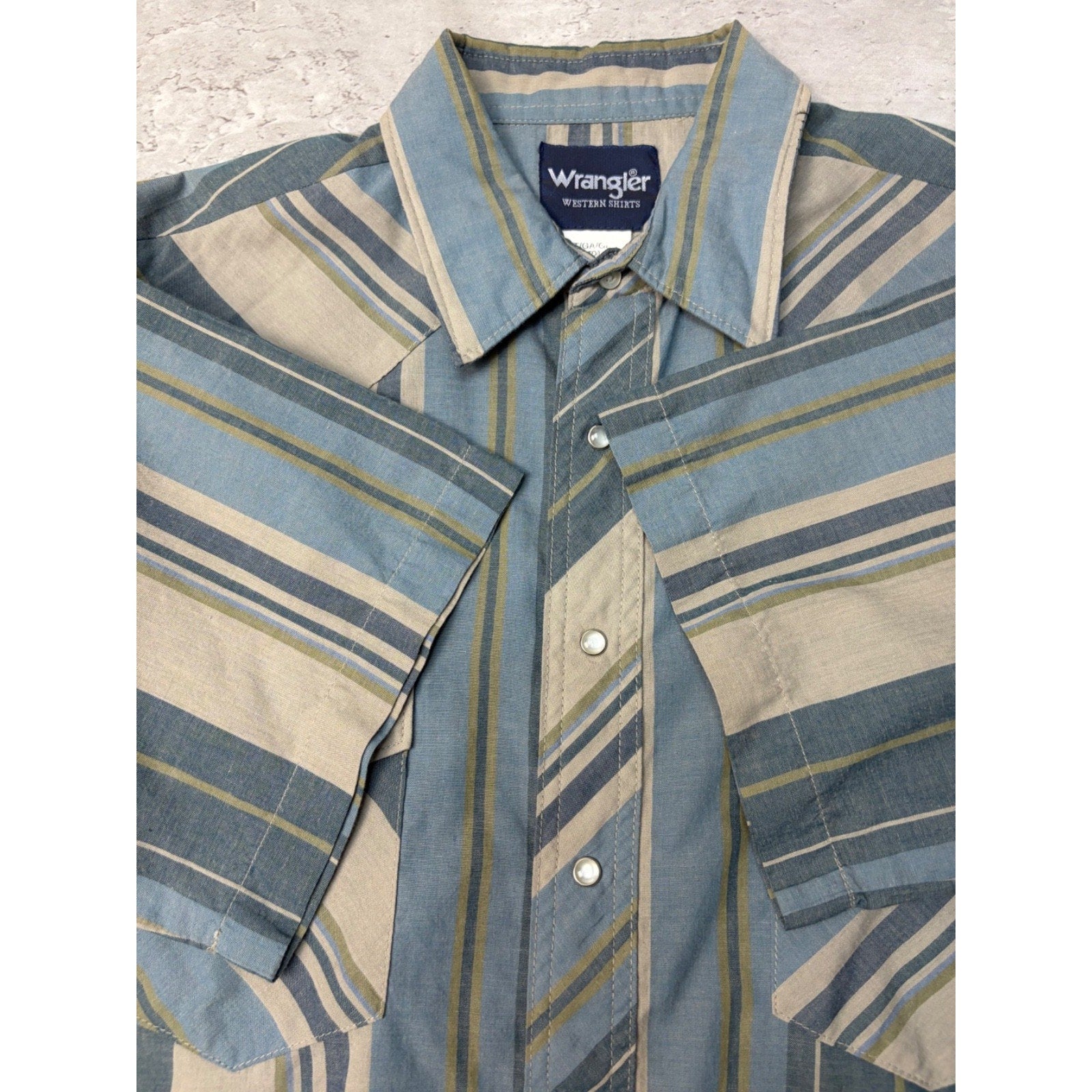 Vintage 80s Wrangler Western Pearl Snap Reworked Cropped Button Up Shirt Sz LT