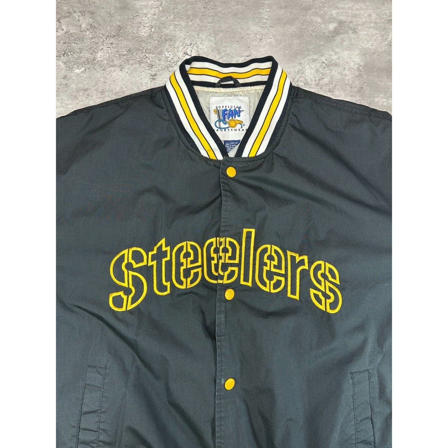 Vintage 90s Pittsburgh Steelers NFL Embroidered Nylon Bomber Jacket Size XL