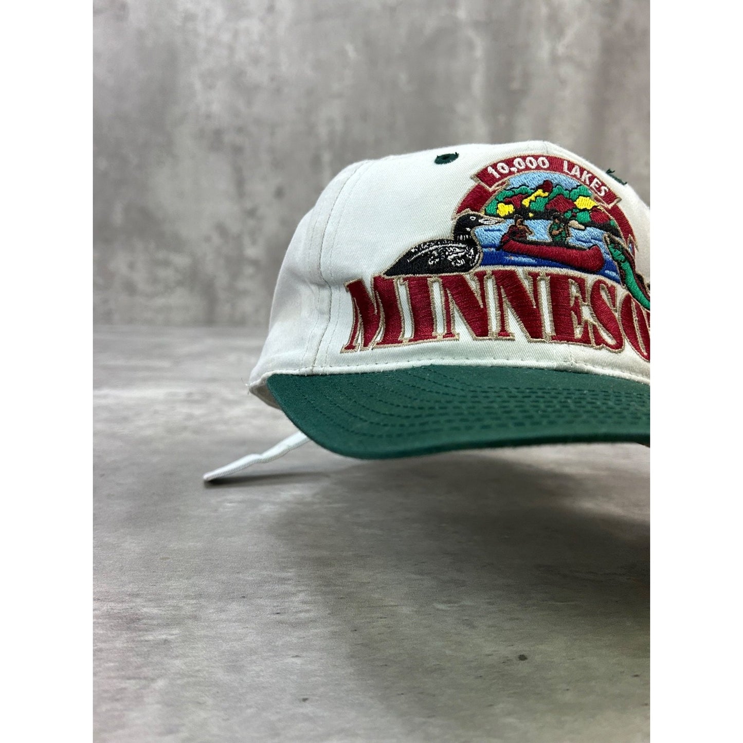 Vintage 1996 Minnesota Embroidered Spellout Destination Snapback Hat OSFA