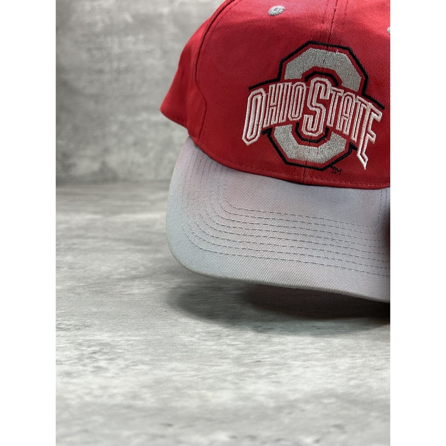 Vintage 90s Ohio State Buckeyes NCAA Embroidered Logo Snapback Hat OSFA