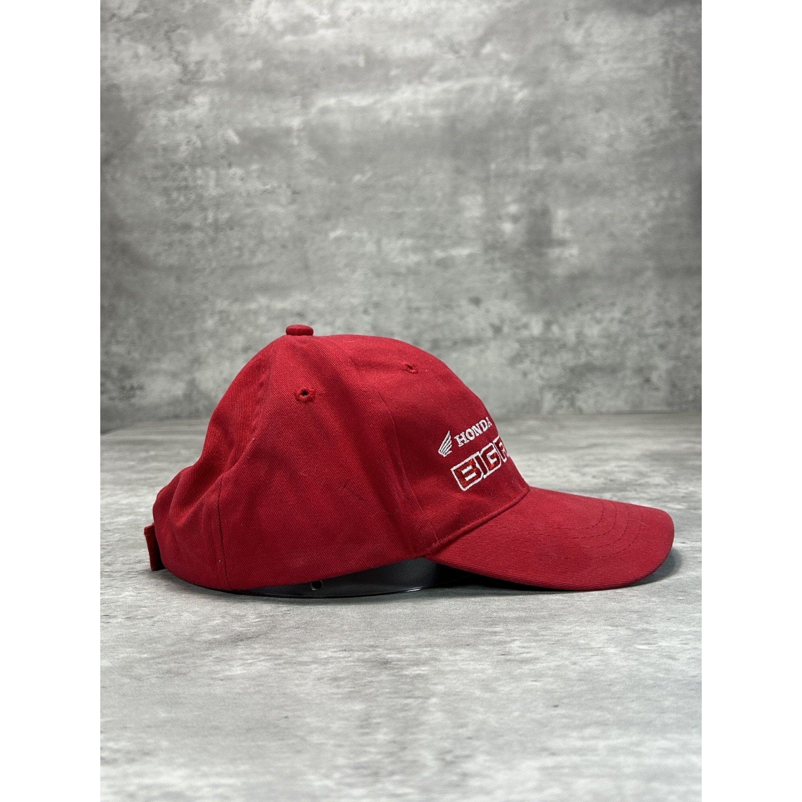 Vintage 90s Honda Big Red Embroidered Spellout Strapback Hat OSFA Red