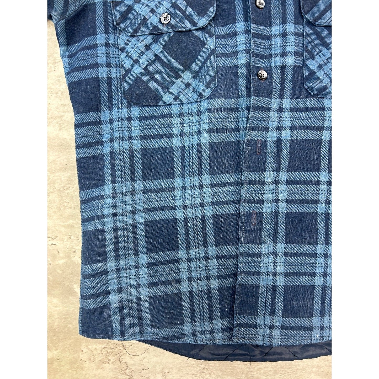 Vintage 80s/90s Insulated Plaid Long Sleeve Button Up Shirt Size Medium