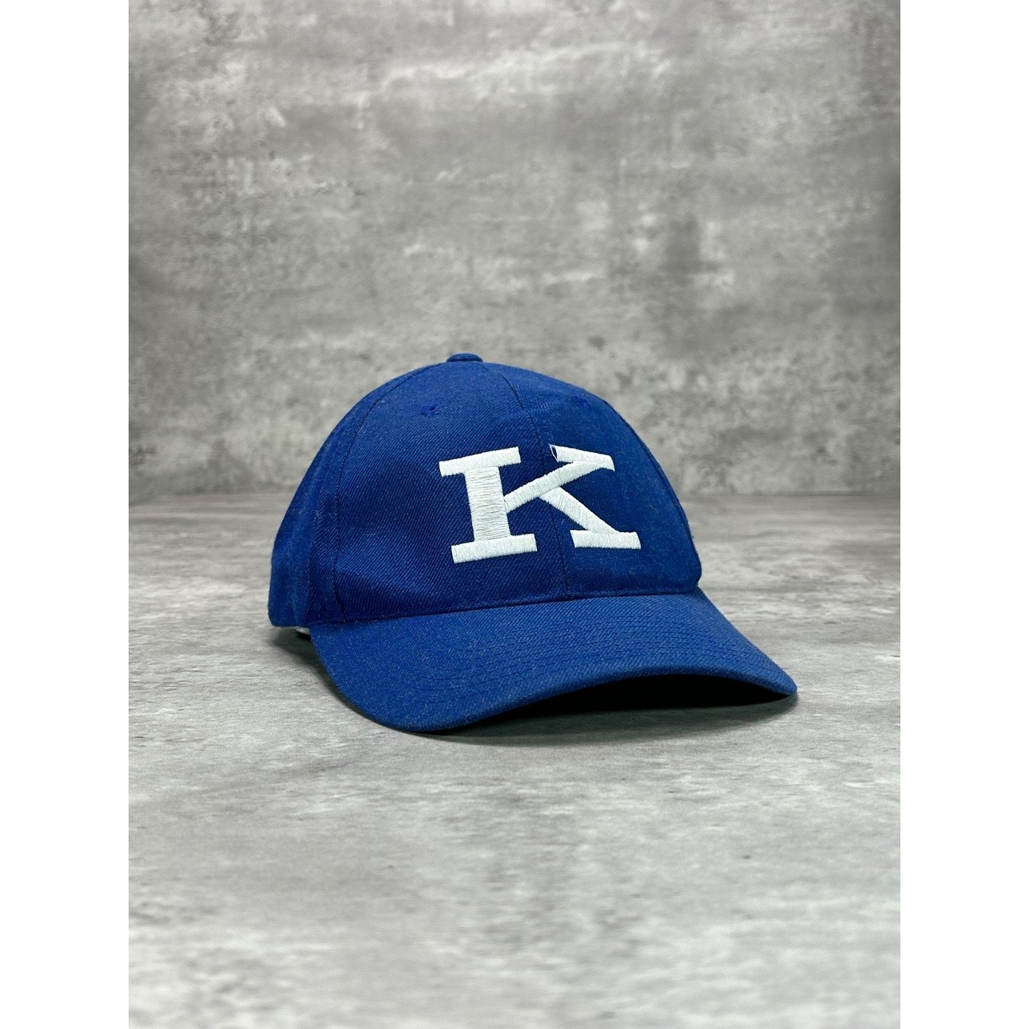 Vintage 90s Kentucky Wildcats NCAA Embroidered Logo Snapback Hat OSFA
