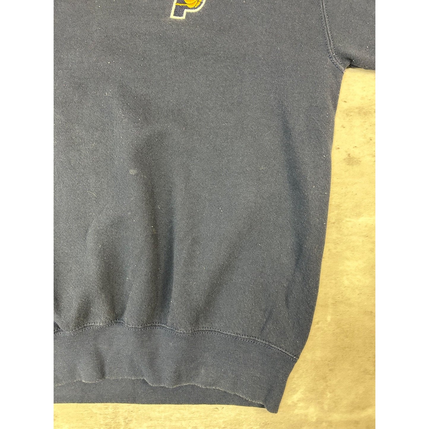 Vintage 90s Indiana Pacers NBA Embroidered Spellout Basketball Sweatshirt Medium