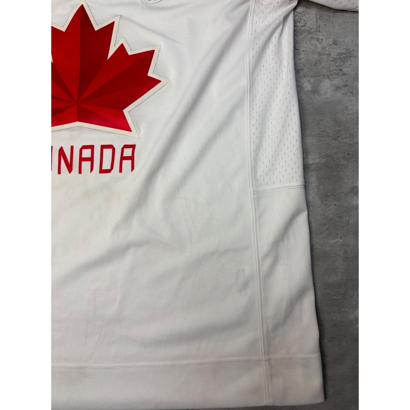 Vintage Team Canada Nike Olympic Hockey Jersey Size Large