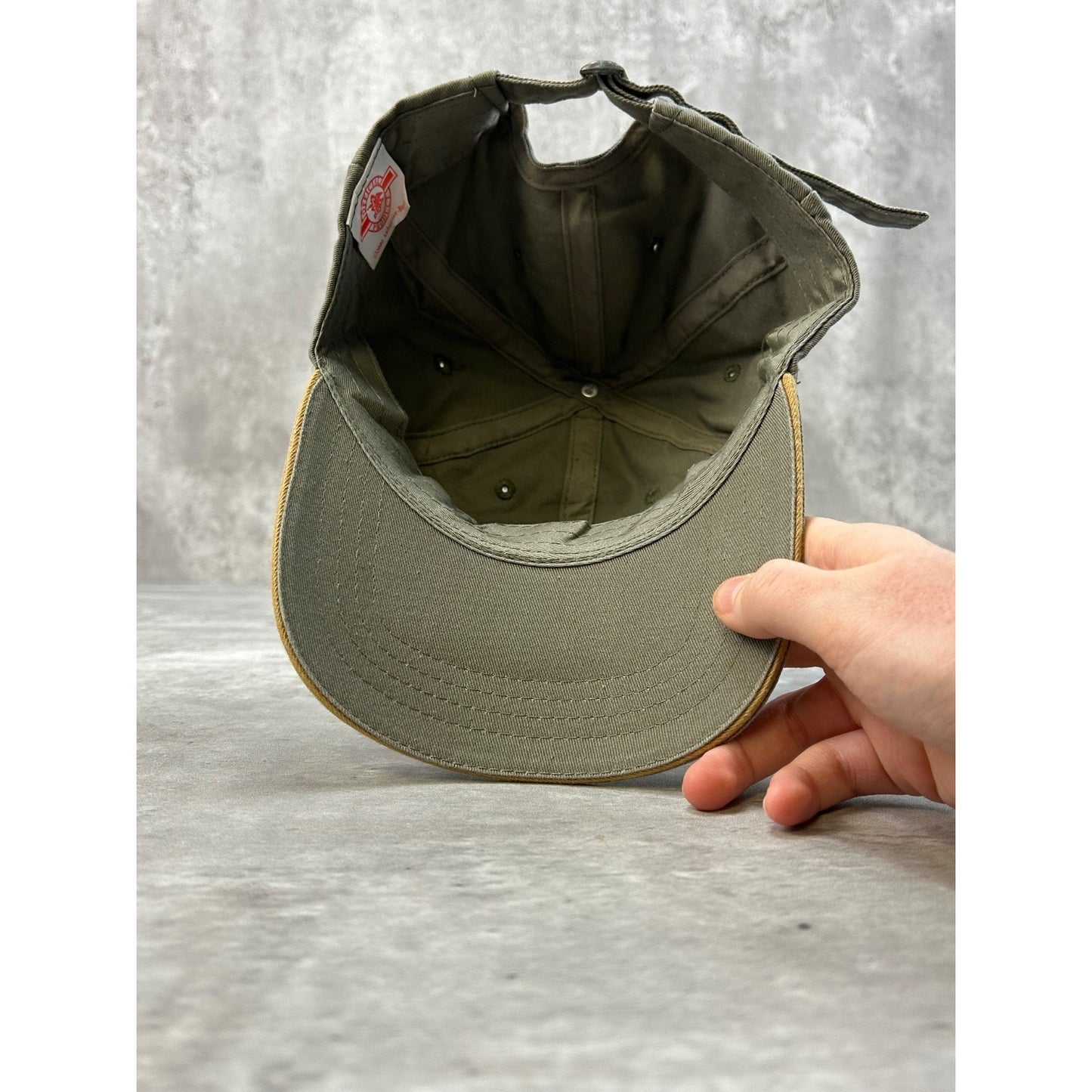 Vintage 2006 Budweiser Outdoors Embroidered Beer Promo Strapback Hat OSFA