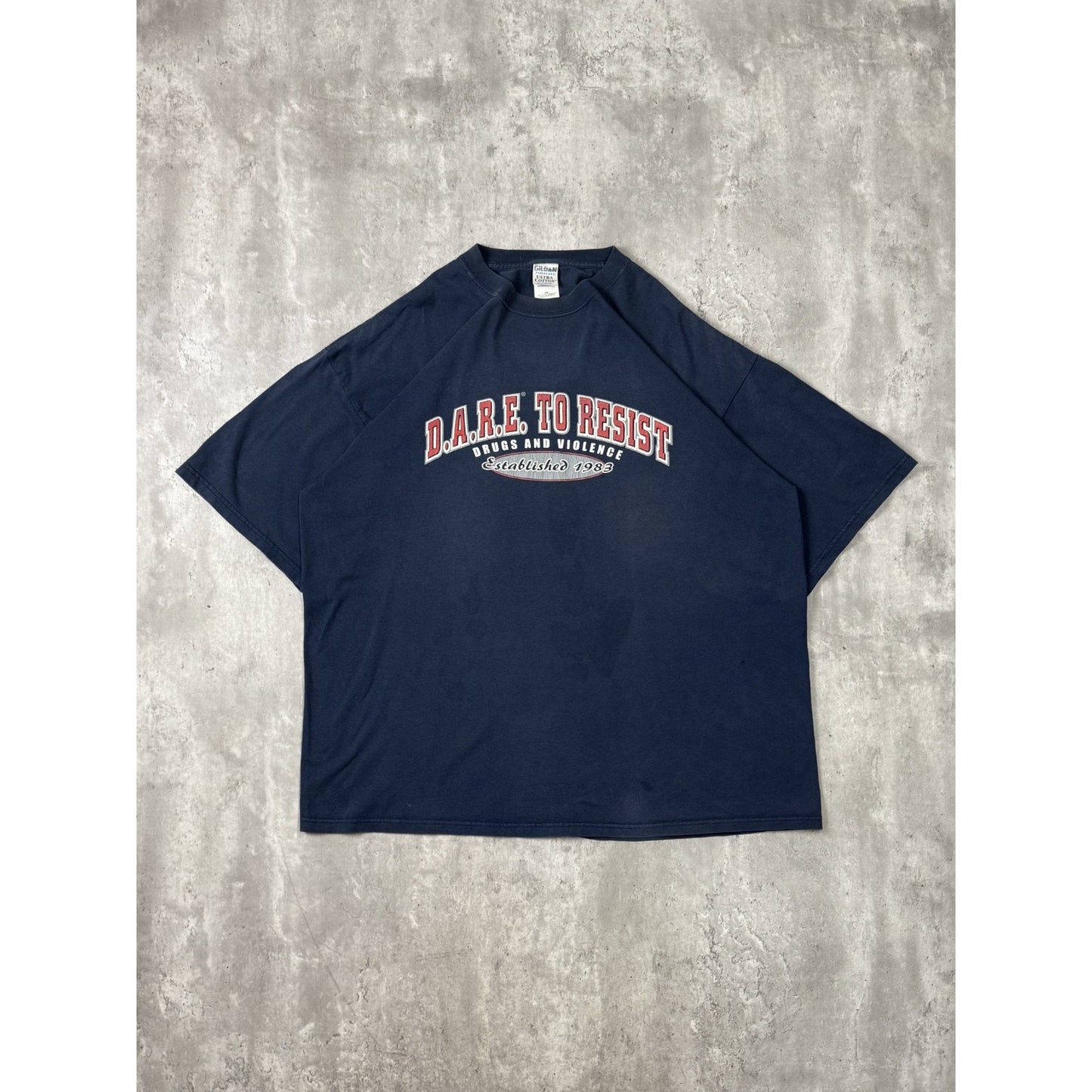 Vintage 2000s D.A.R.E To Resist Anti Drug Promo Spellout T-Shirt Size 2XL