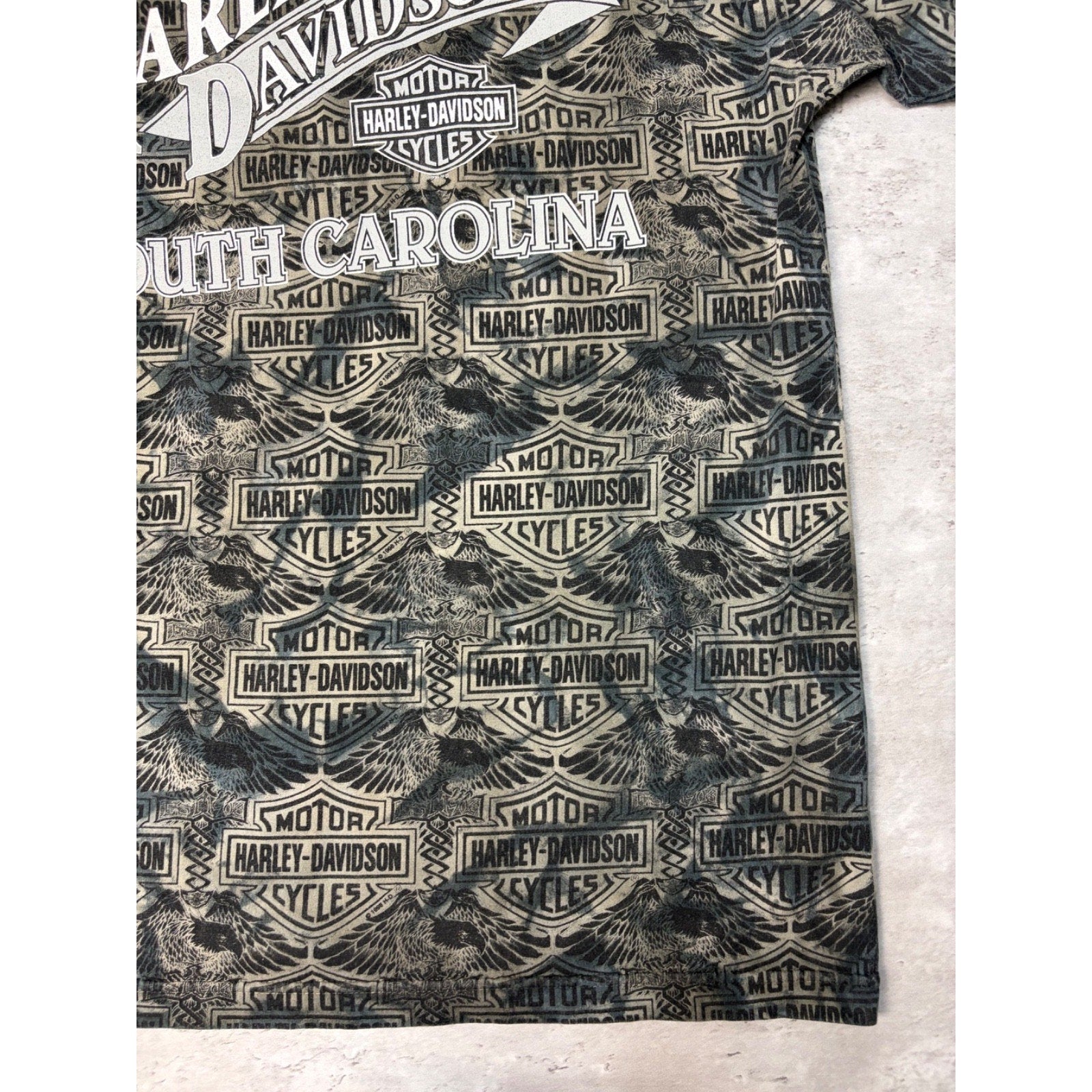 Vintage 1999 Harley Davidson Classic Logo All Over Print T-Shirt Size Large