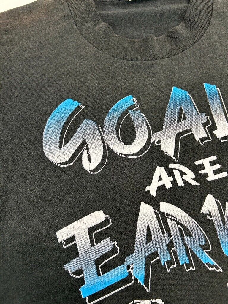 Vintage 90s Goals Are Earned Not Given Soccer Slogan Graphic T-Shirt Size XS