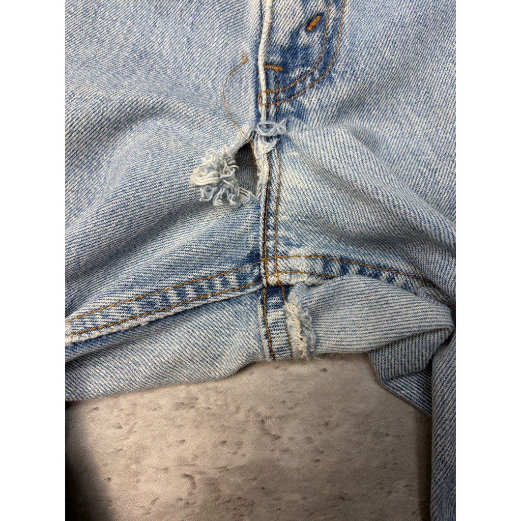 Vintage Levis 560 Red Tab Loose Fit Light Wash Denim Pants Size 36