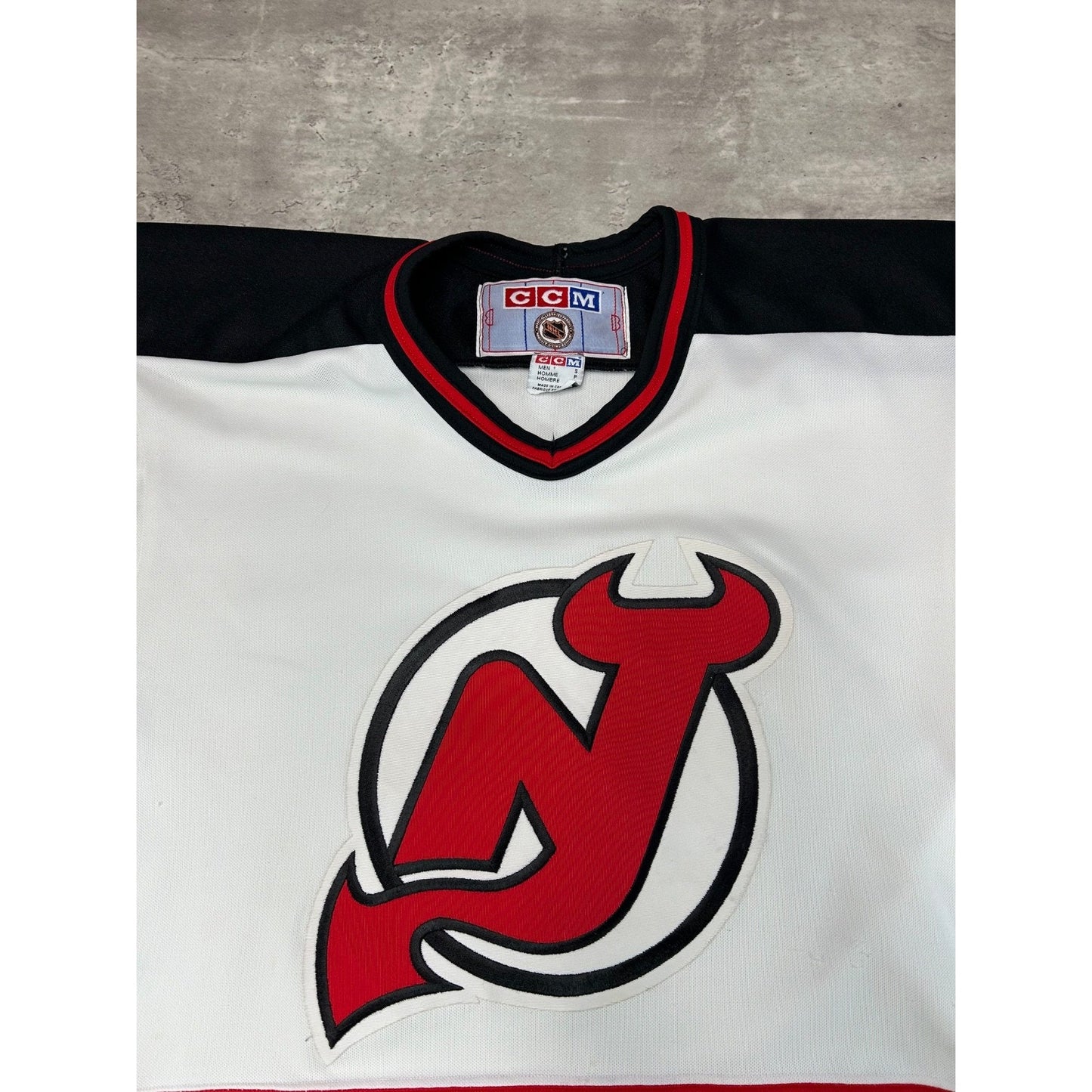Vintage 90s New Jersey Devils NHL Stitched CCM Hockey Jersey Size Small