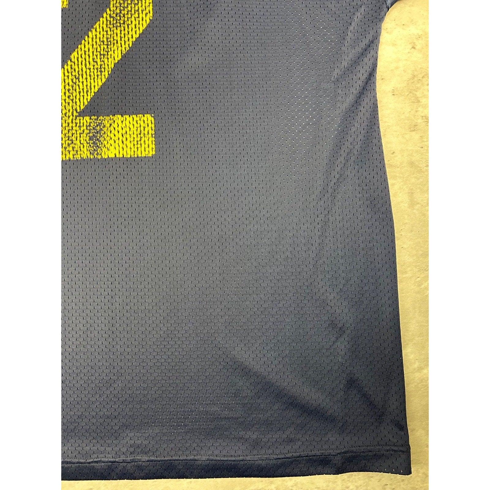 Vintage 90s Michigan Wolverines #2 NCAA Champion Football Jersey Size XL