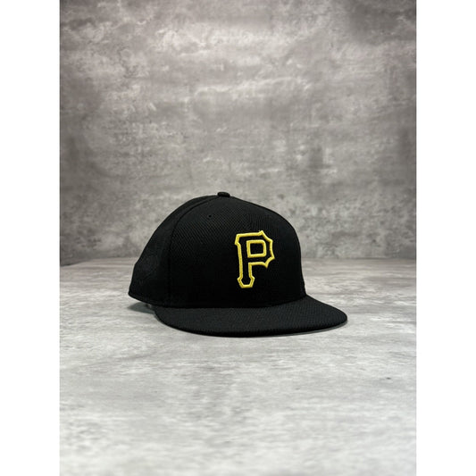 Pittsburgh Pirates MLB Embroidered Logo Baseball Fitted Hat 7 1/2 Black