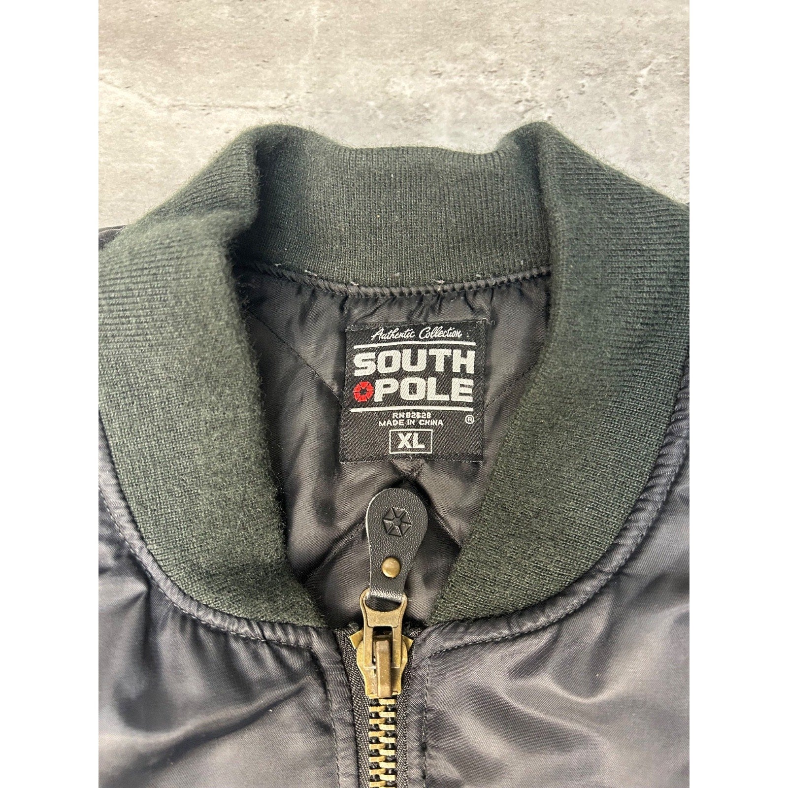 Vintage Y2K South Pole Insulated Full Zip Bomber Jacket Size XL