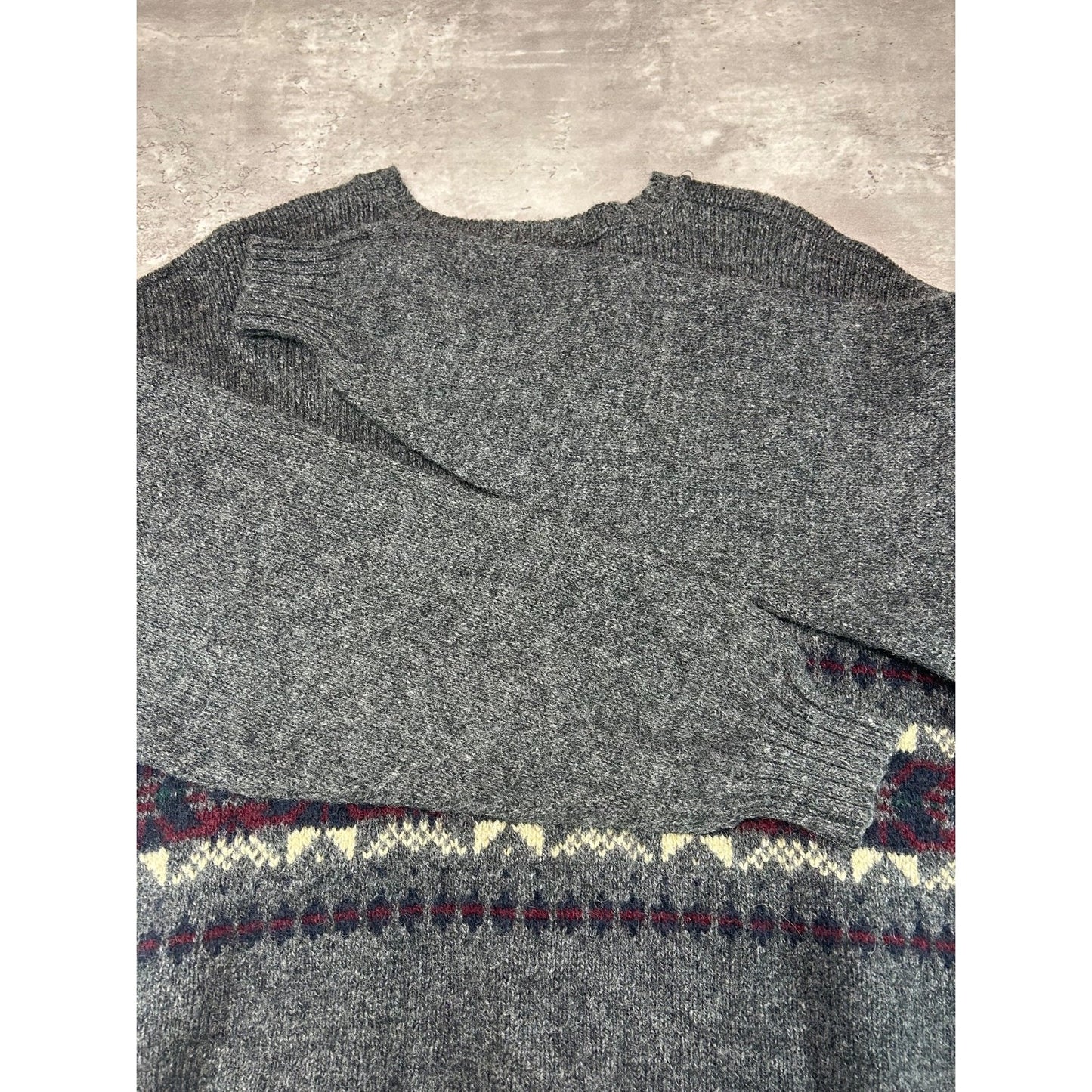 Vintage Eddie Bauer Abstract Striped Pullover V Neck Knit Sweater Size Large