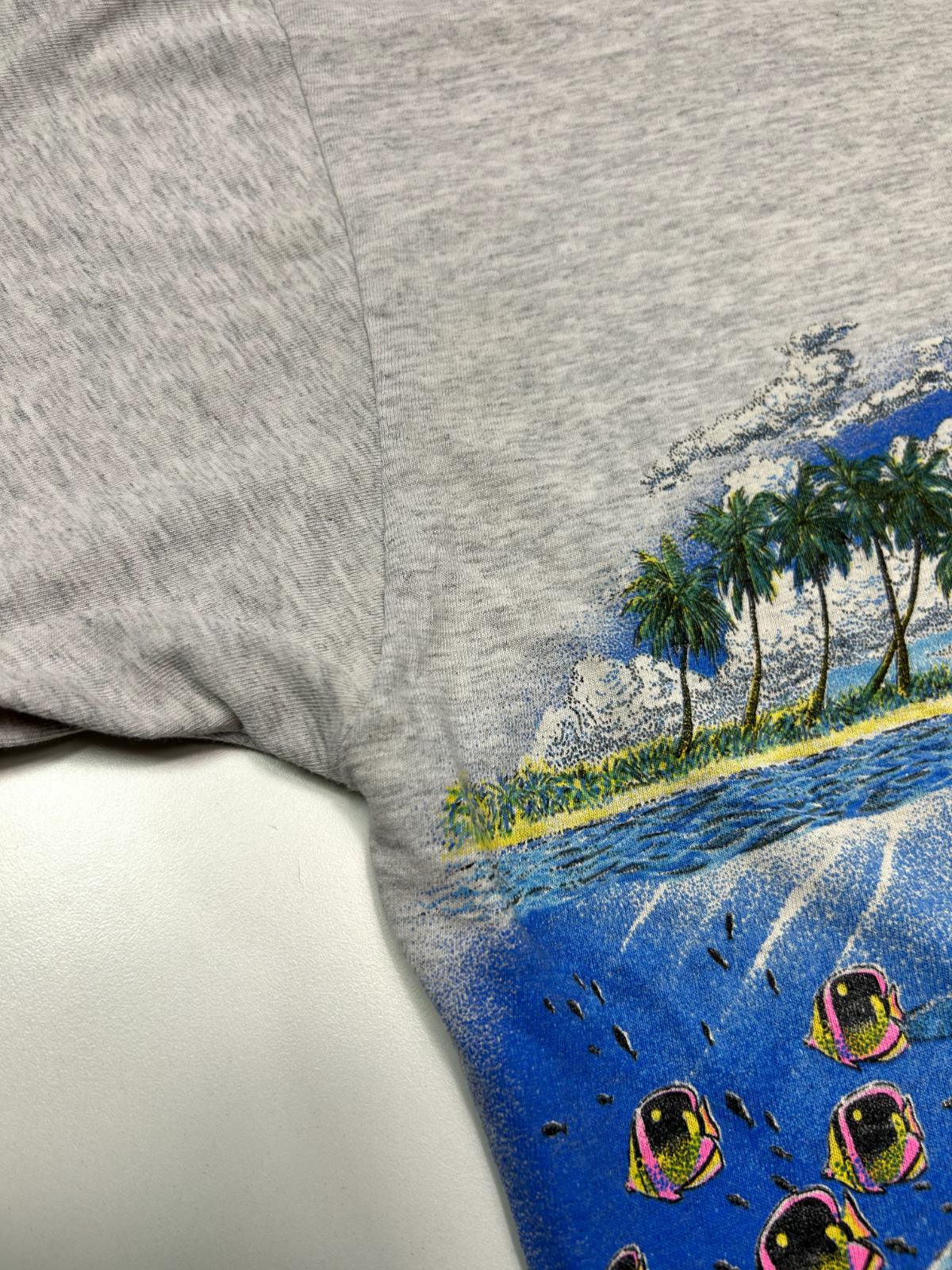 Vintage 90s Blioxi Beach Mississippi Ocean Wraparound Print T-Shirt Size Large